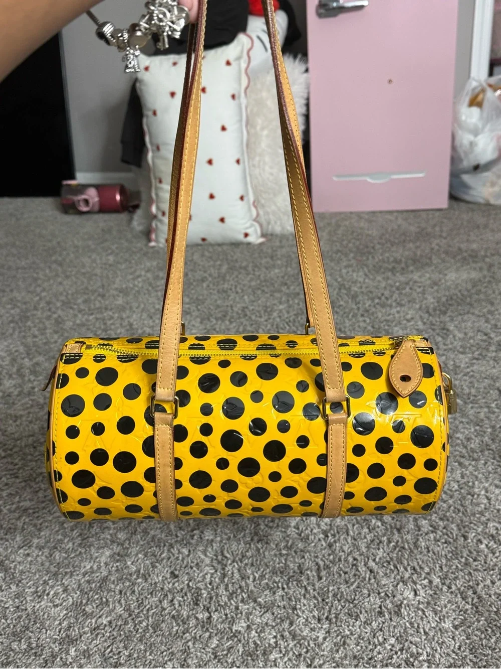 Louis Vuitton × Yayoi Kusama
2012 Papillon Infinity Dots shoulder bag. - Picture 1 of 8